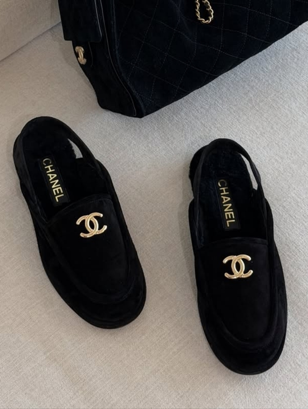 CHANEL💯CC Black + Gold Shearling Fur 🎀 Slingback Loafers In Suede 38.5 IT - Picture 2 of 13